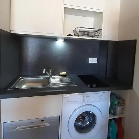 Appartement Terrasse Vue Mer, Plage Gorguette A 1 Minute A Pied, Wifi,Clim, Parking Clos Privatif Sanary-sur-Mer Exterior foto