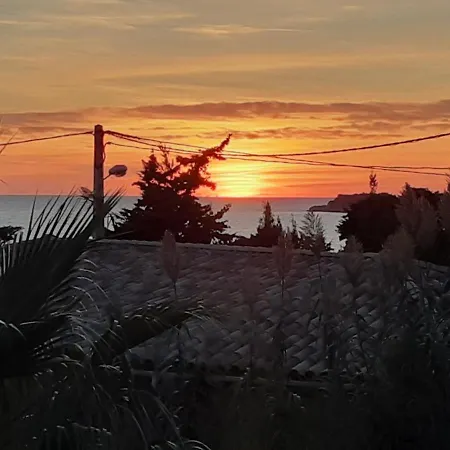 Appartement Terrasse Vue Mer, Plage Gorguette A 1 Minute A Pied, Wifi,Clim, Parking Clos Privatif Sanary-sur-Mer Exterior foto